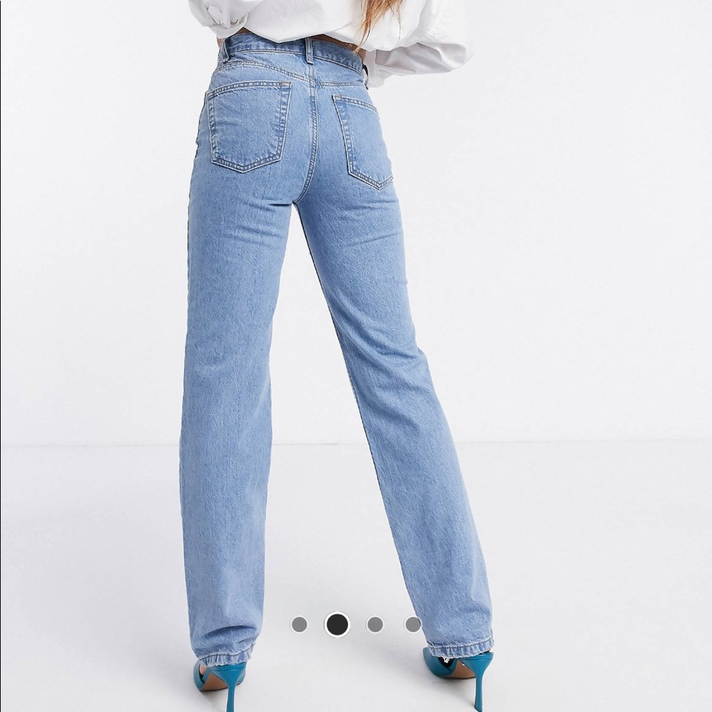 ASOS mid rise ‘90s’ straight leg jean light wash